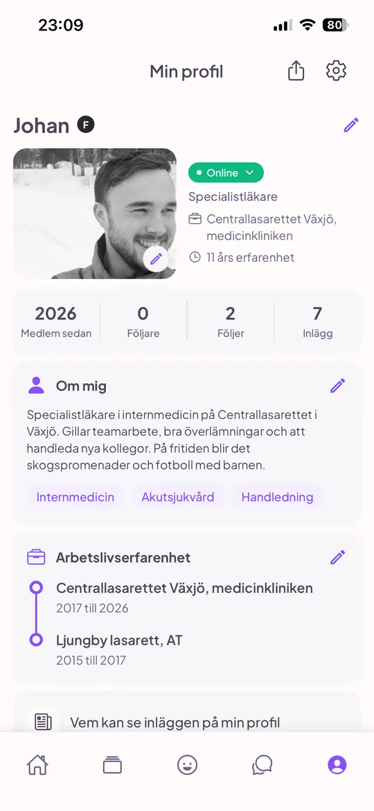 Profilsidan med yrkesroll, arbetsplats, år av erfarenhet, en kort presentation med intresseområden och arbetslivserfarenhet.